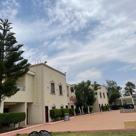 Al Muhaidb Residence For Chalets And Holidays Homes 알 하다 외부 사진